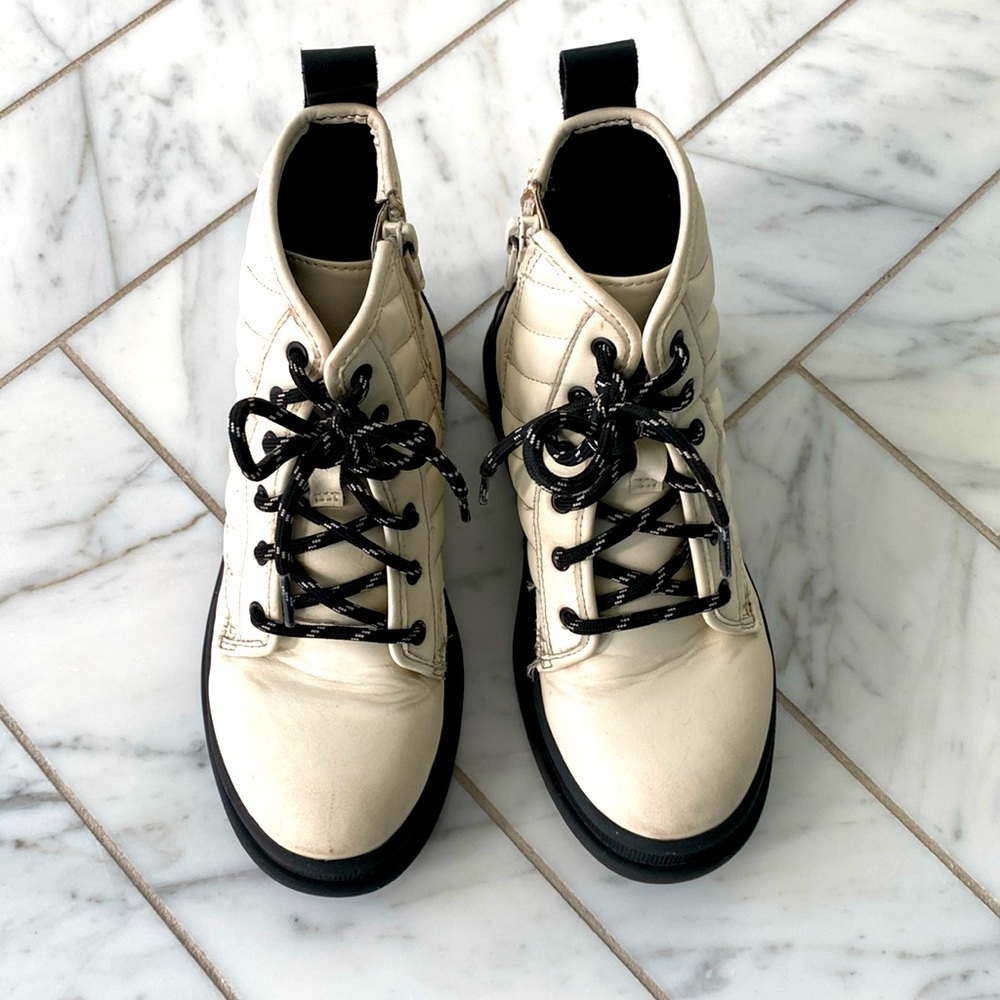 Girls boots size 13 off white color